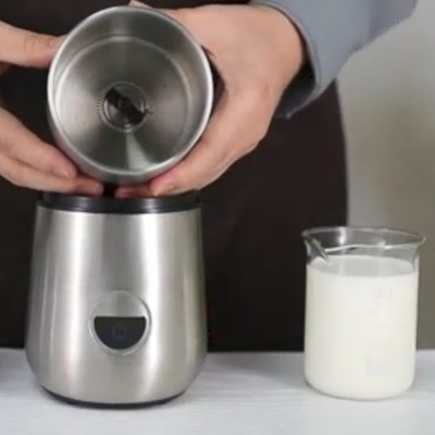 2 en 1 amoladora de café de encargo And Milk Frother 2 en 1 leche fría semi automática